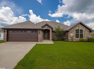 3927 Rimrock Dr, Benton, AR 72019