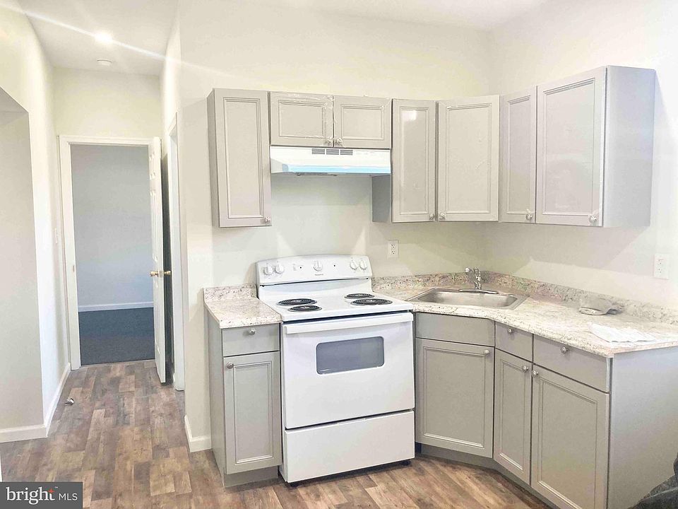 1st image of 1522 W Dauphin St #A