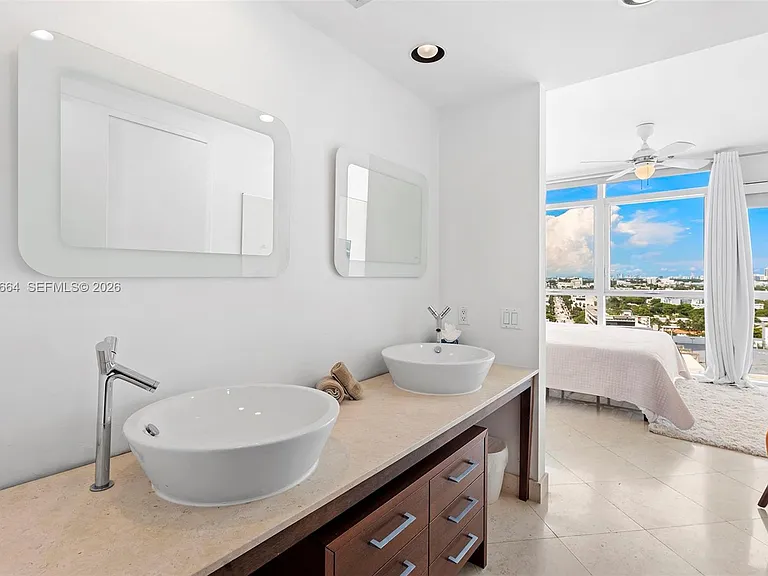 450 Alton Rd #1708 — Photo 15