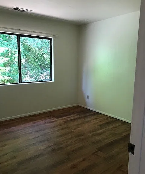 686 S 8th St — Photo 5