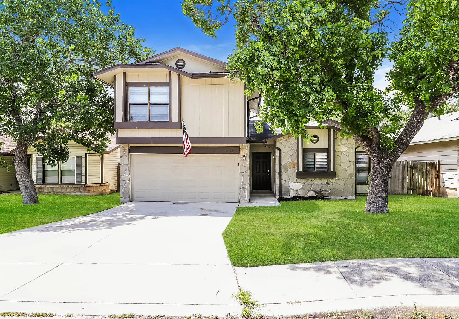 7439 Longing Trail San Antonio TX — Photo 1