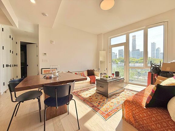 3rd image of 151 Carlton Ave #5C