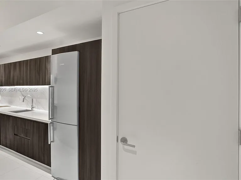 851 NE 1st Ave #202 — Photo 40