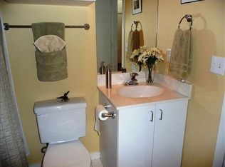 908 Ruthven St, Houston, TX 77019