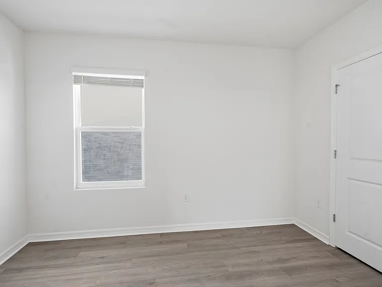 32745 Pez Landing Ln — Photo 16