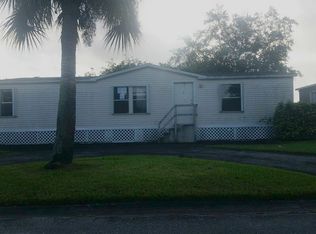 1450 SW 65th Way, Boca Raton, FL 33428