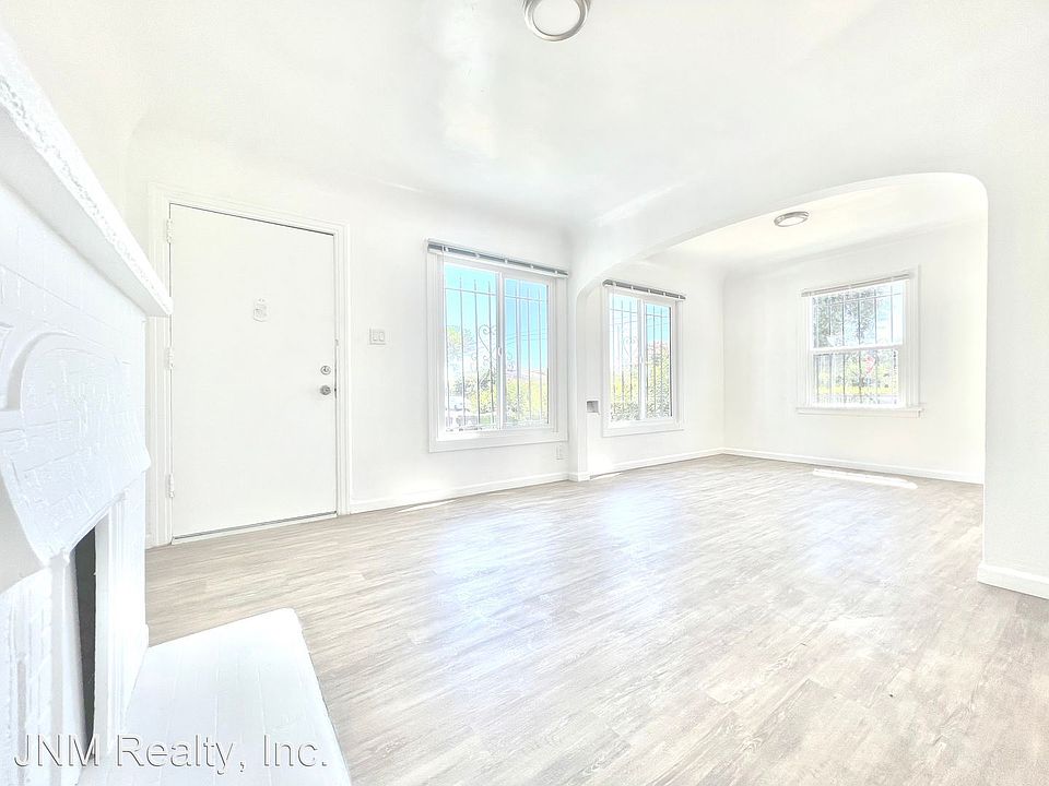 1st image of 1763 W 38th St #1765