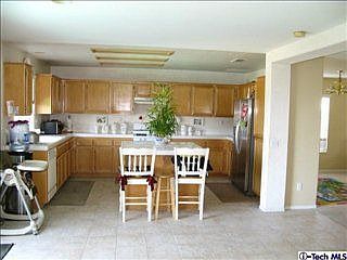 4th image of 16411 Brentwood Ct