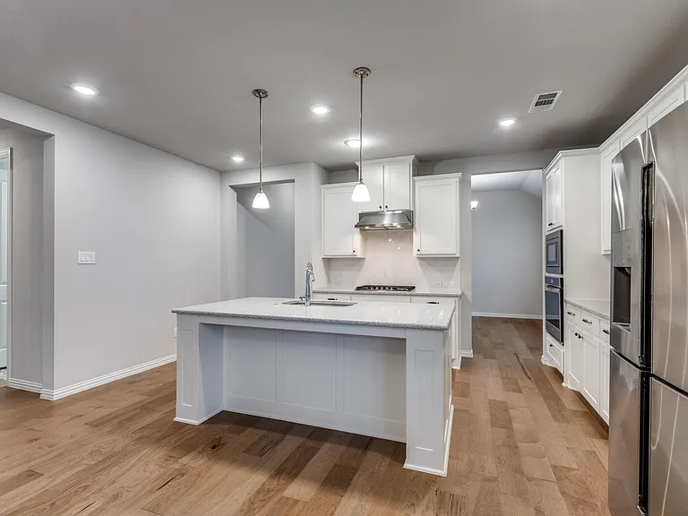 1600 Bird Cherry Ln — Photo 9
