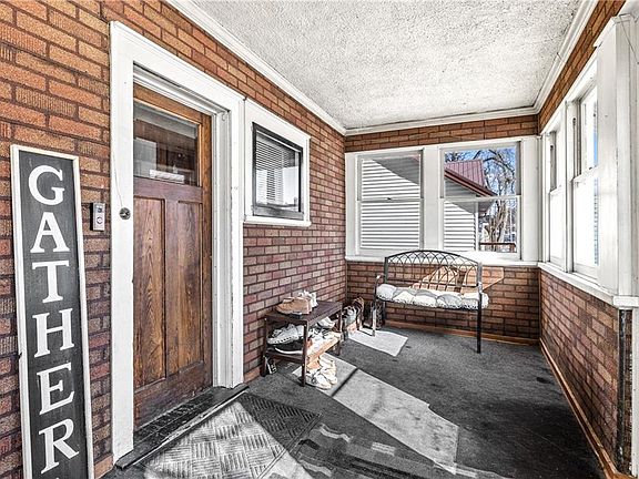 4th image of 1012 Main Street