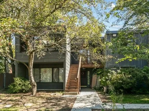 24 Camp St #14, Providence, RI 02906