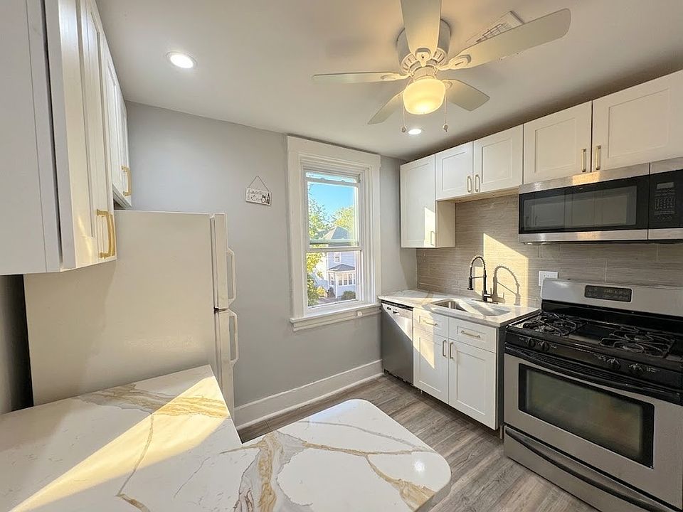 1st image of 5836 Phillips Ave #1