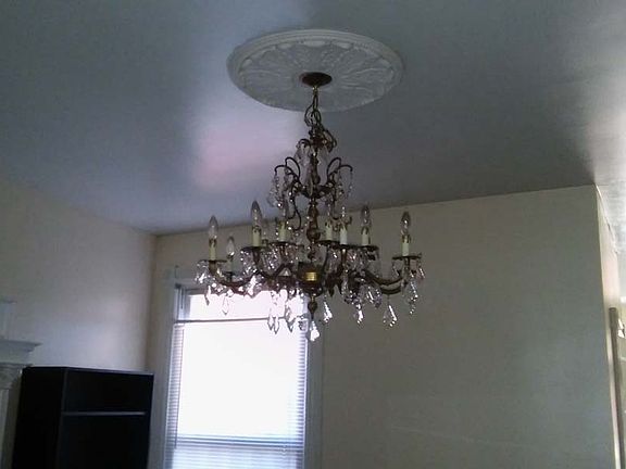 5th image of 312 G St NE