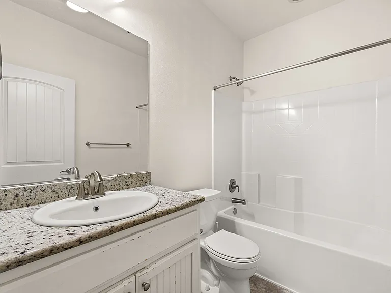 238 Benton Blvd — Photo 20