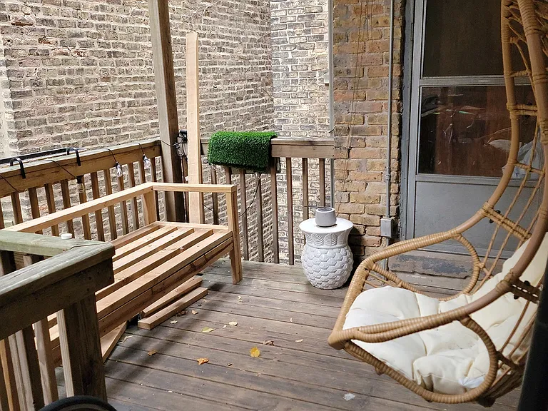 923 W Waveland Ave #1 — Photo 9