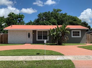 3501 NW 182nd St, Miami Gardens, FL 33056