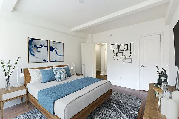 Rented by Stonehenge NYC LLC | media 8