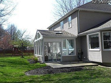 2nd image of 719 Wedgewood Dr