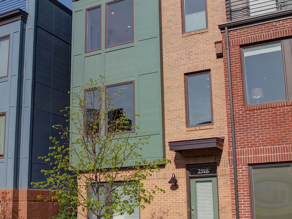 2nd image of 2918 Penny Ln