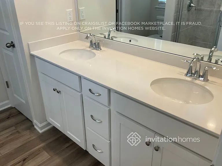 113 Watrous Way — Photo 18