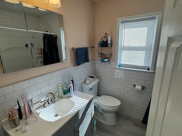 36 Lexington Ave #2 — Photo 4