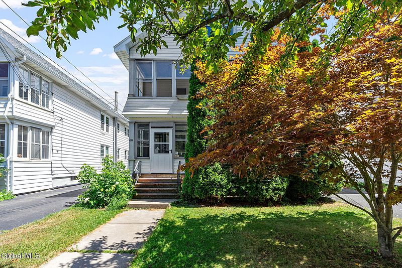2nd image of 60 Pinewood Avenue