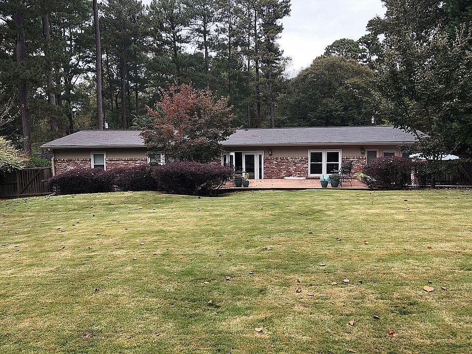 1st image of 2185 Thorncliff Dr
