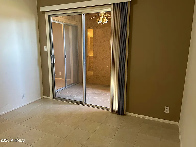 501 W Yukon Dr #4 — Photo 24