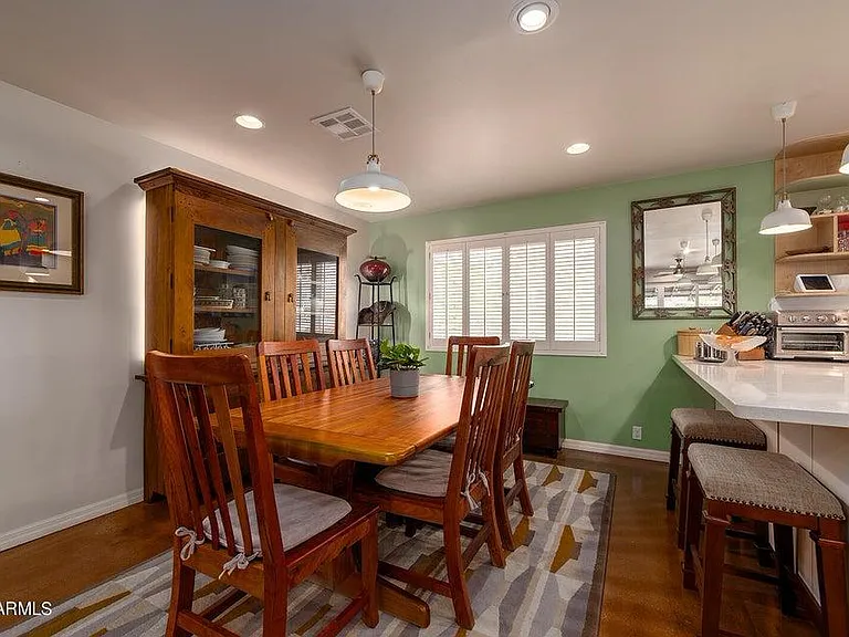 407 E Aepli Dr — Photo 7