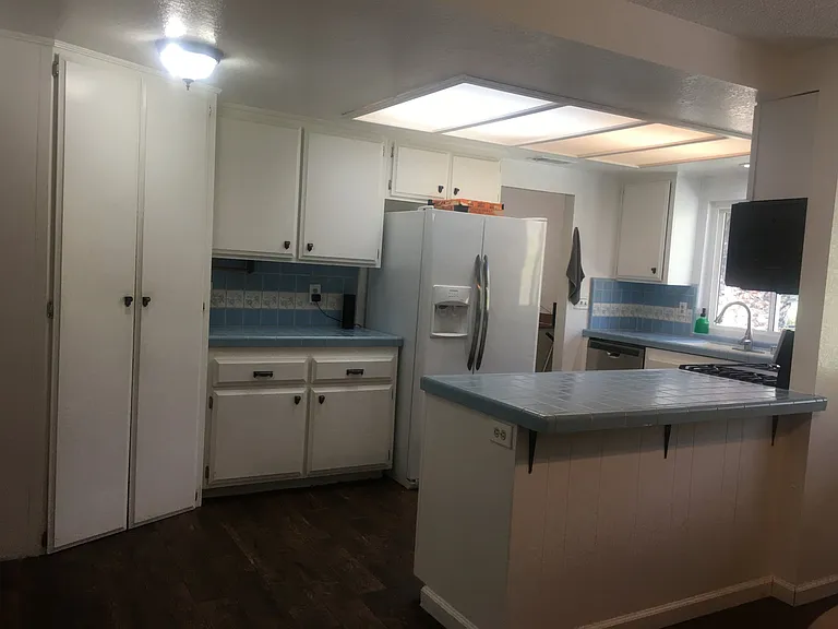 Lemon Ave — Photo 10