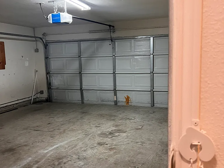 1017 Alexandria Dr — Photo 23