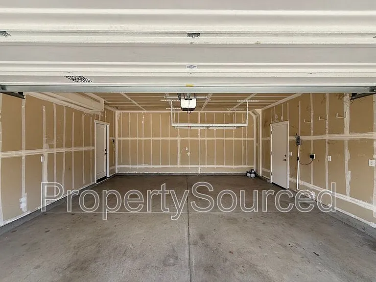 18517 Admiral Way — Photo 44