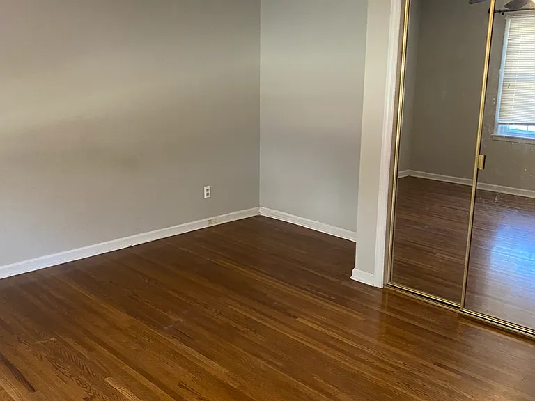 8002 Greenwillow Ct SE — Photo 18