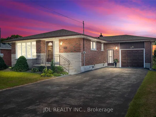 38 Grandview St S, Oshawa, ON L1H 7C4