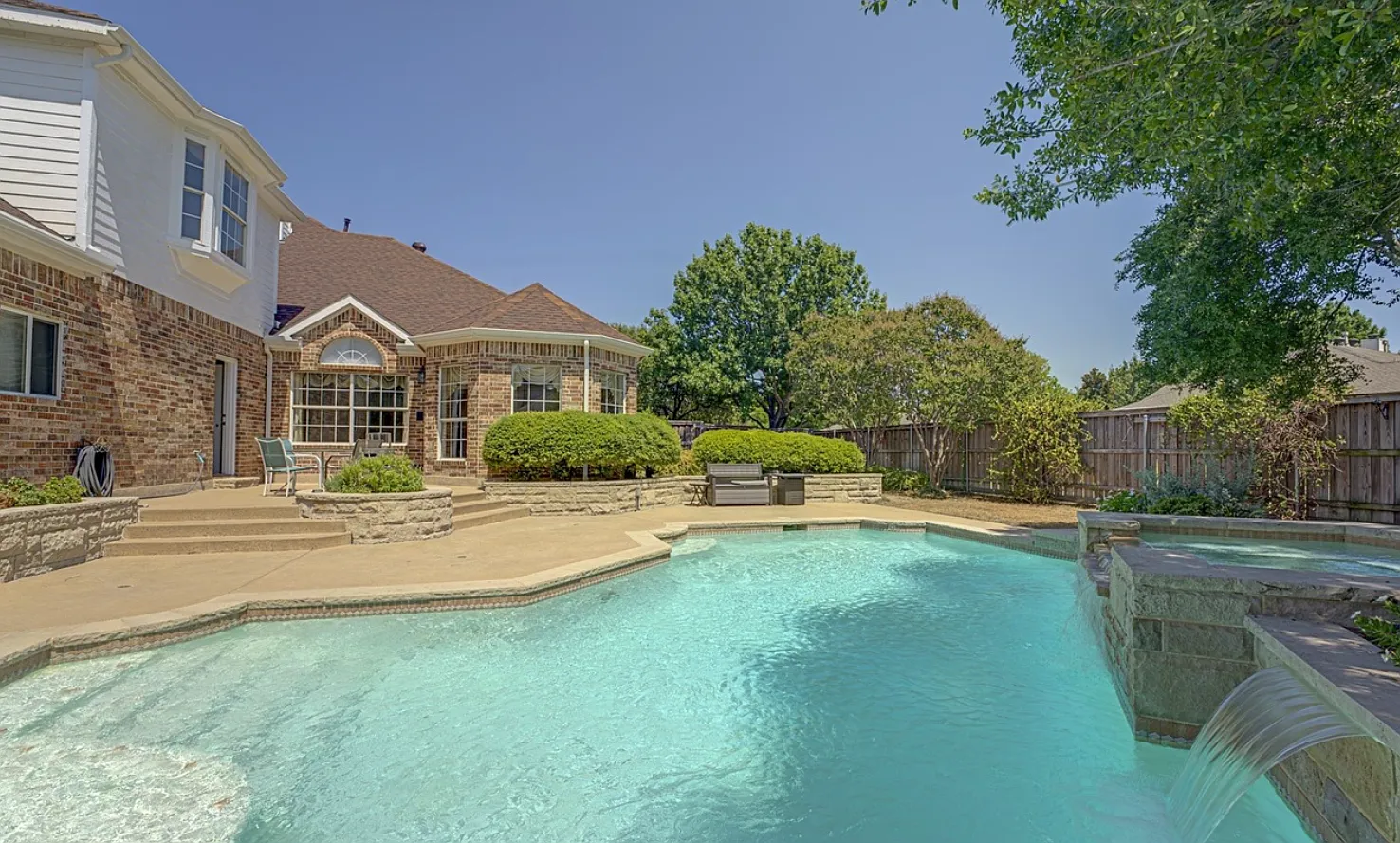 5 bed, 4.5 bath, 3011 sqft, $3,200 — Photo 1