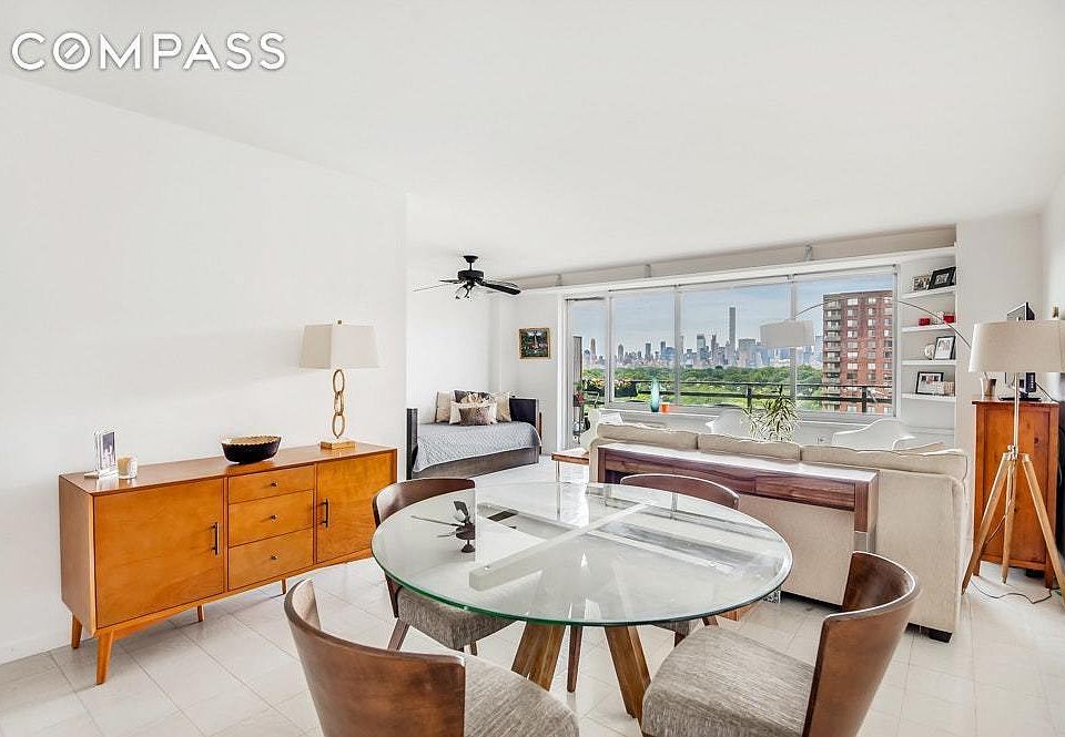 1st image of 400 Central Park W APT 15M