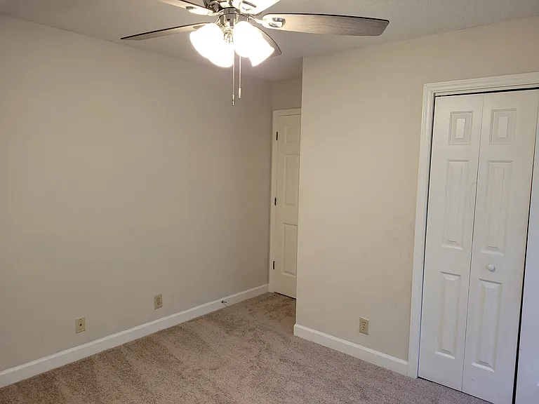 4009 Omer Ln — Photo 17