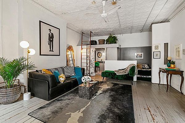 1st image of 33 Bond St APT 3