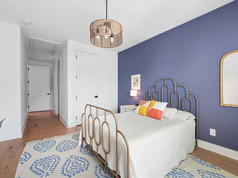 939 Spain Ave — Photo 11