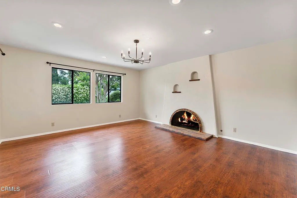 3 bed, 2.0 bath, 1790 sqft, $4,300 — Photo 4