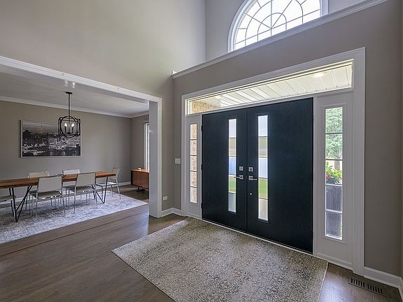 4th image of 3419 Winchester Ln