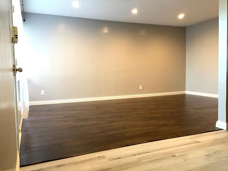 1681 College View Dr #5 — Photo 6