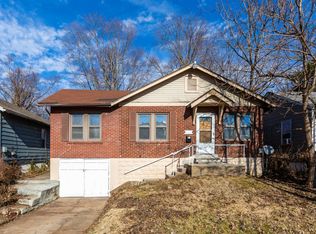 8123 Allen Ave, Saint Louis, MO 63114