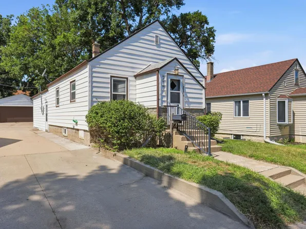 717 S Hawthorne Ave, Sioux Falls, SD 57104