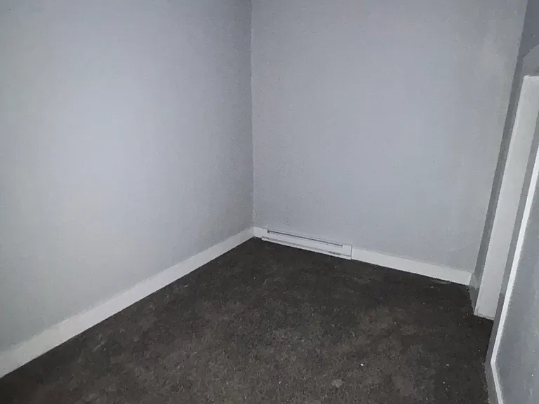 1749 Saint Louis Ave — Photo 5
