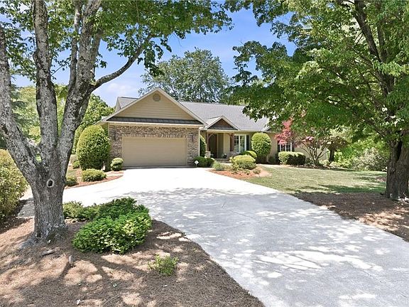 3rd image of 5030 Highland Rd