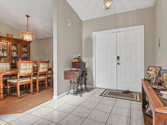 5th image of 2345 NW 95th Terrace