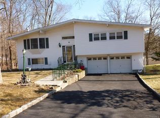 9 Winthrop Dr, Cortlandt Manor, NY 10567