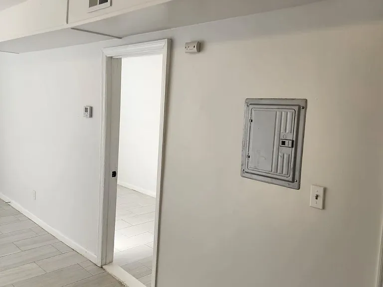 265 Sherman Ave #BASEMENT — Photo 1