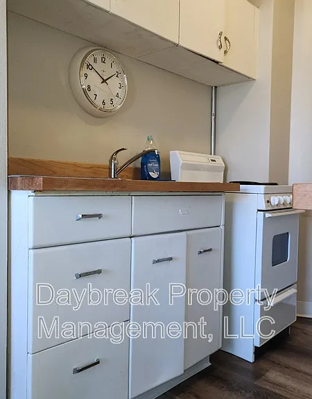 1258 10th St N #204 — Photo 8
